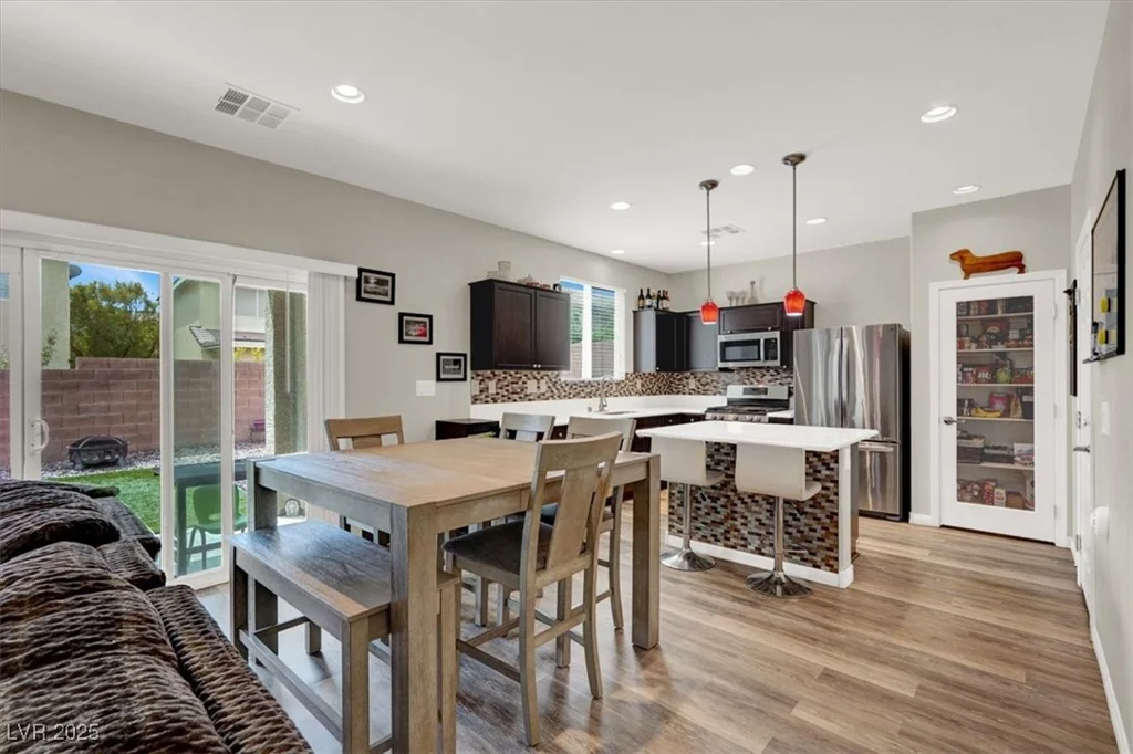 10631 Kennedy Peak, Las Vegas, NV 89166