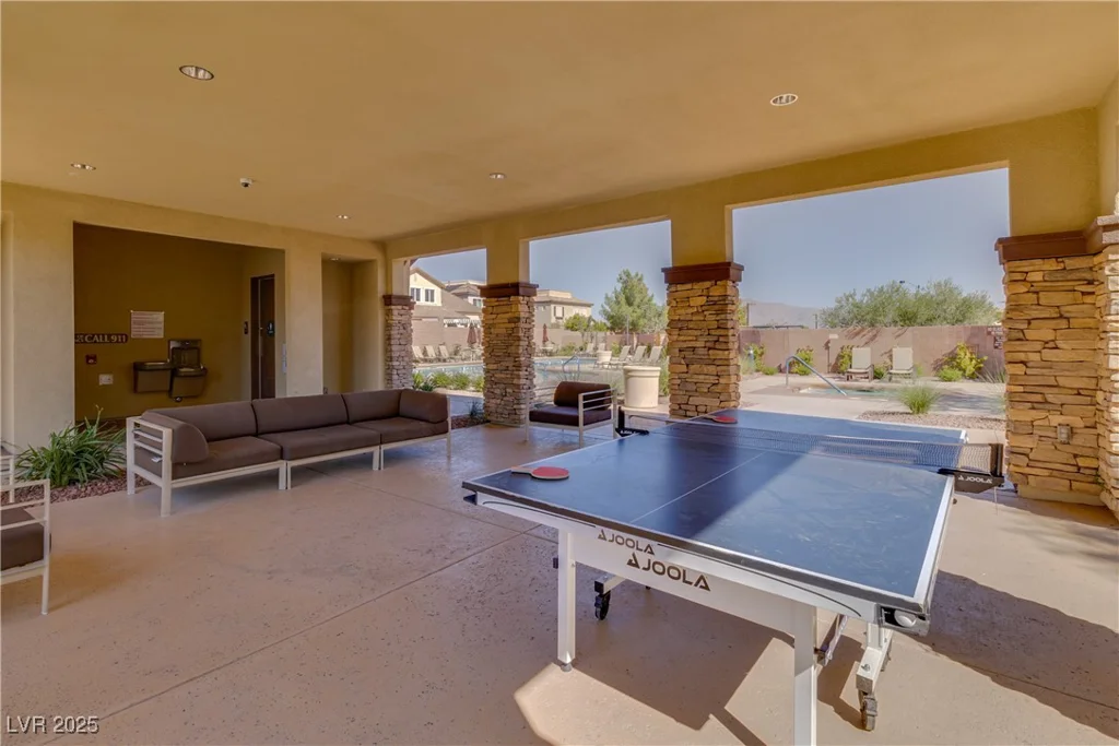 10631 Kennedy Peak, Las Vegas, NV 89166