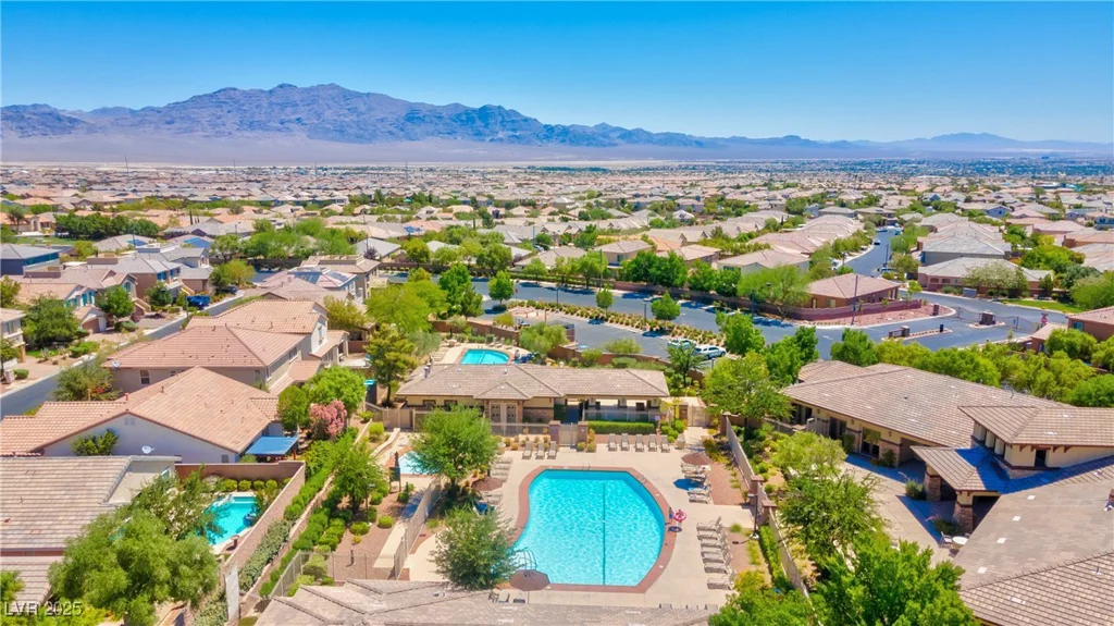 10631 Kennedy Peak, Las Vegas, NV 89166