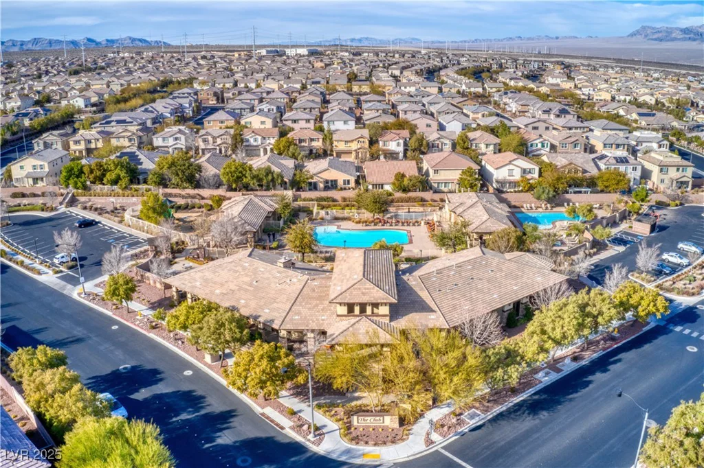 10631 Kennedy Peak, Las Vegas, NV 89166