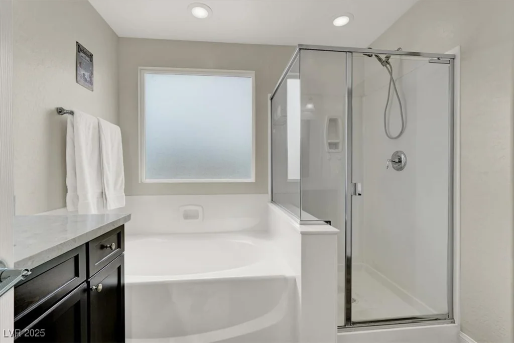 10631 Kennedy Peak, Las Vegas, NV 89166