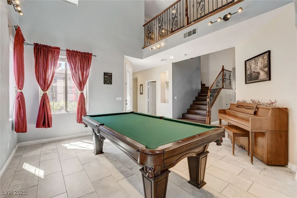 8212 Swallow Falls, North Las Vegas, NV 89085