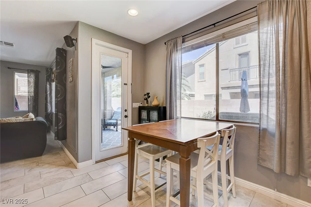 8212 Swallow Falls, North Las Vegas, NV 89085