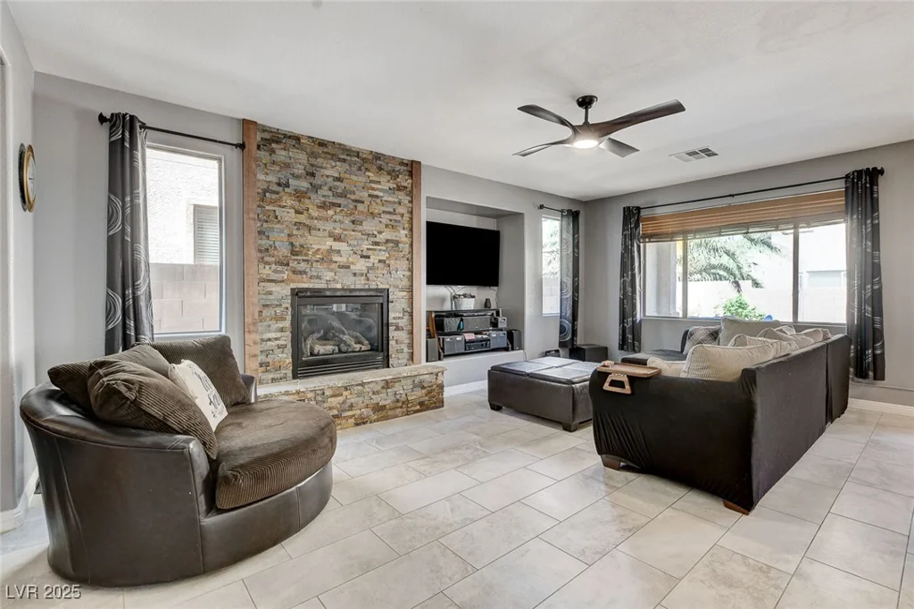 8212 Swallow Falls, North Las Vegas, NV 89085