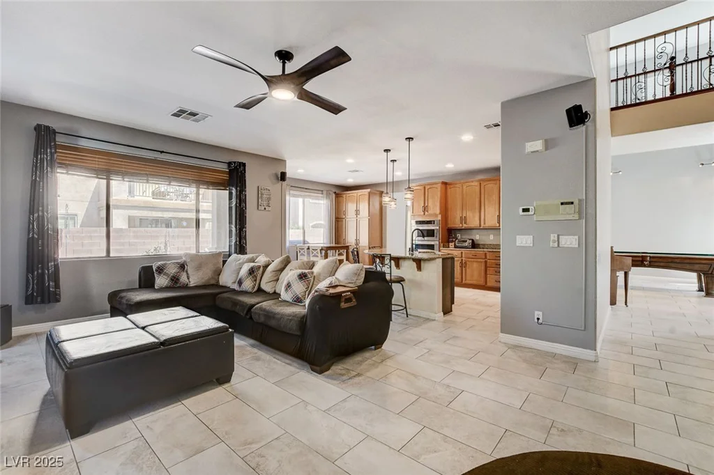 8212 Swallow Falls, North Las Vegas, NV 89085