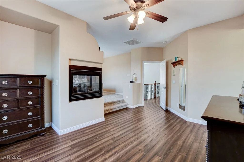 8212 Swallow Falls, North Las Vegas, NV 89085