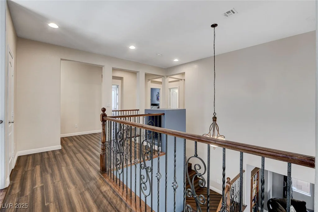 8212 Swallow Falls, North Las Vegas, NV 89085