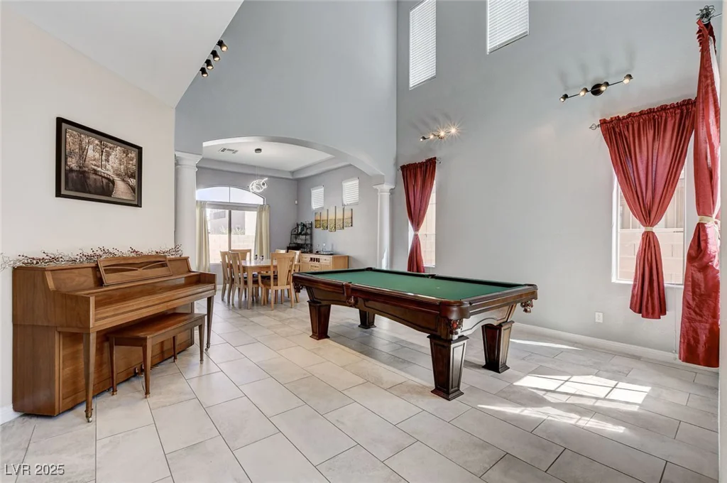 8212 Swallow Falls, North Las Vegas, NV 89085