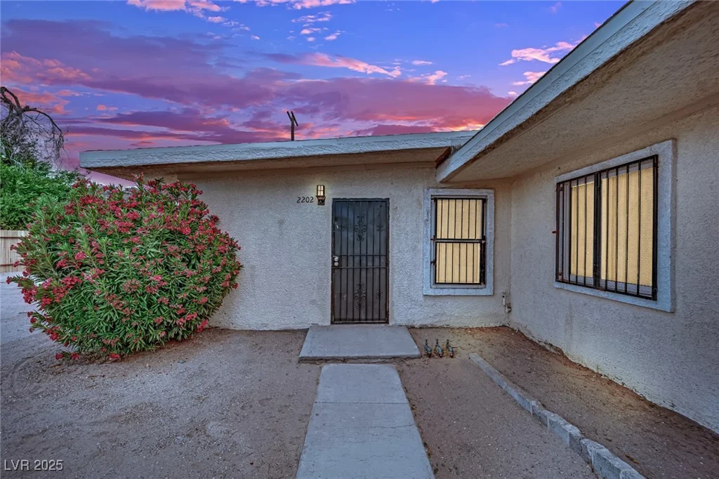 2200 Stanley, North Las Vegas, NV 89030