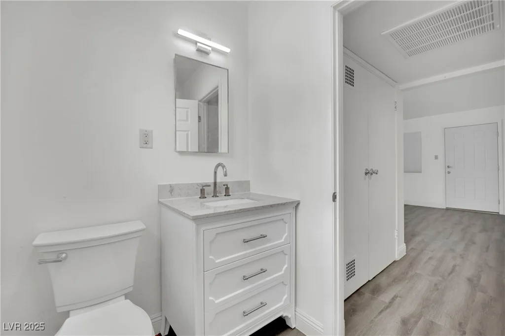 2200 Stanley, North Las Vegas, NV 89030