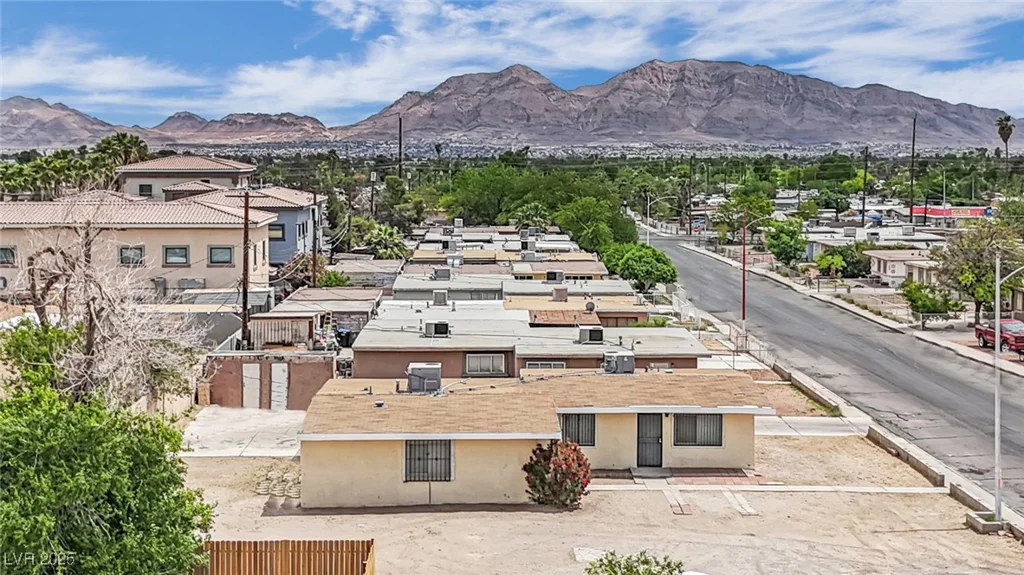 2200 Stanley, North Las Vegas, NV 89030