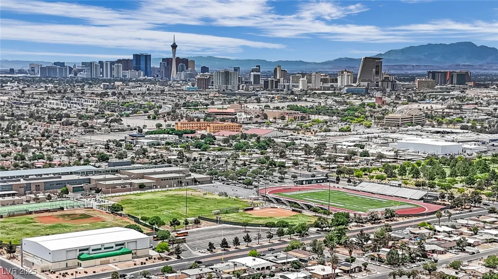2200 Stanley, North Las Vegas, NV 89030