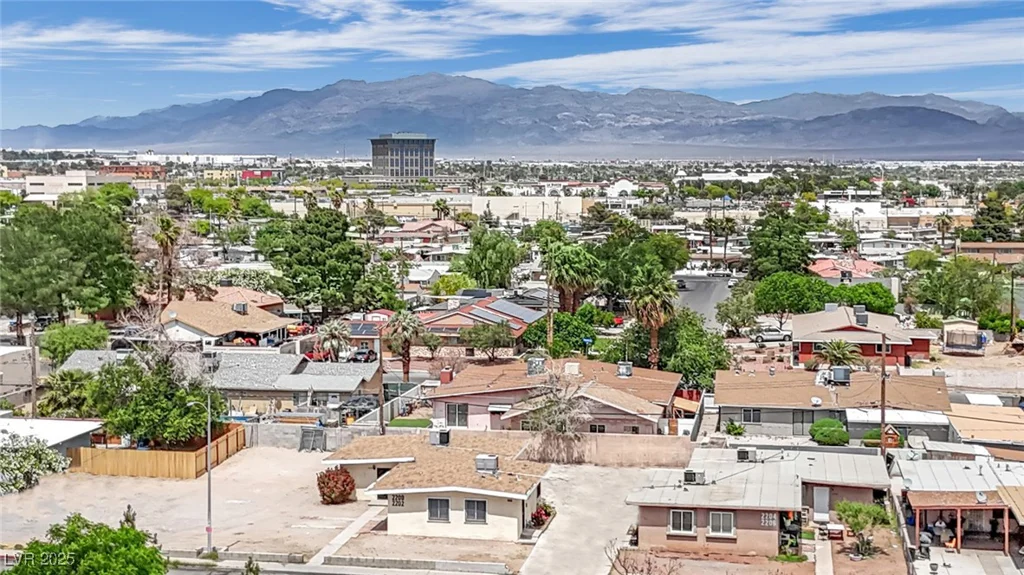 2200 Stanley, North Las Vegas, NV 89030