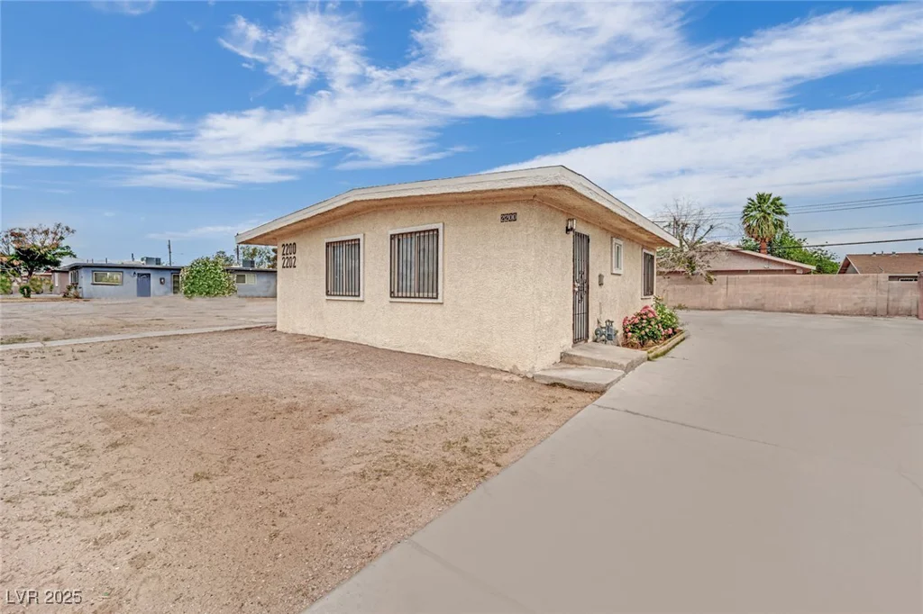 2200 Stanley, North Las Vegas, NV 89030