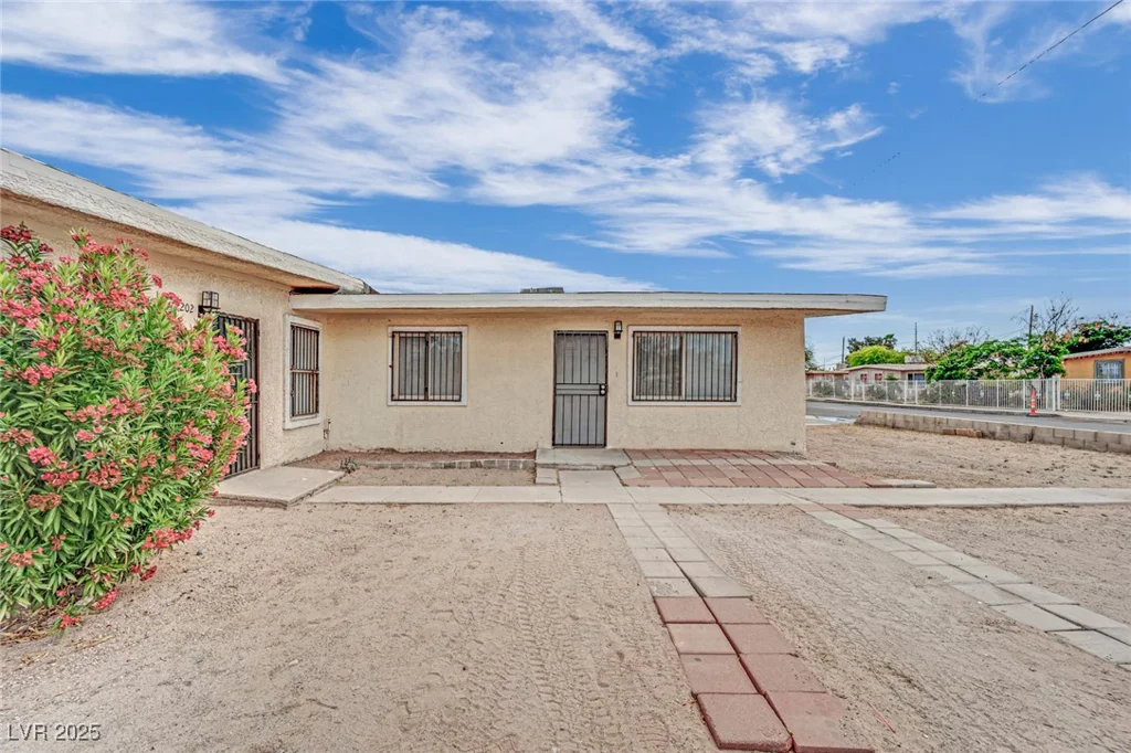 2200 Stanley, North Las Vegas, NV 89030