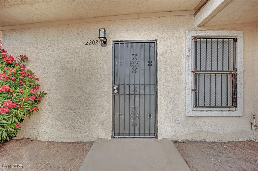2200 Stanley, North Las Vegas, NV 89030