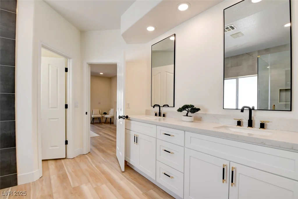 8080 Black Orchid, Las Vegas, NV 89131