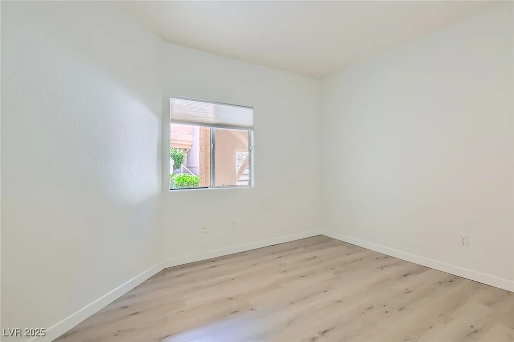 900 Heavenly Hills, Las Vegas, NV 89145