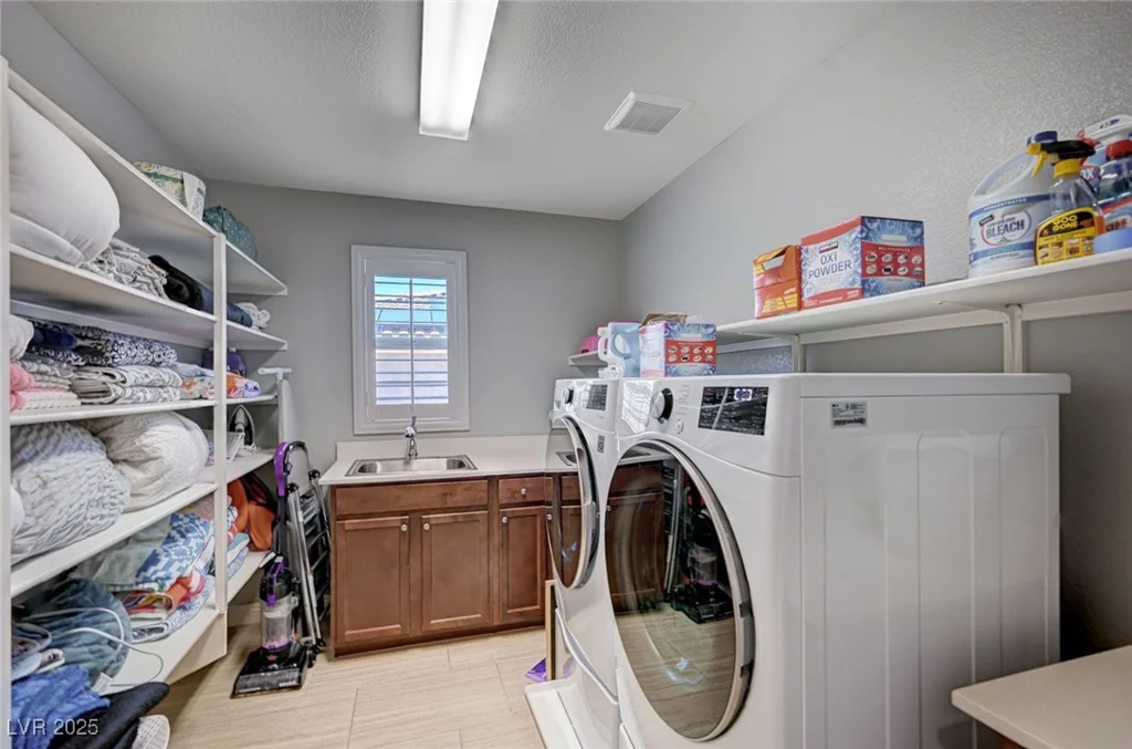 917 Pomander Point, Henderson, NV 89012