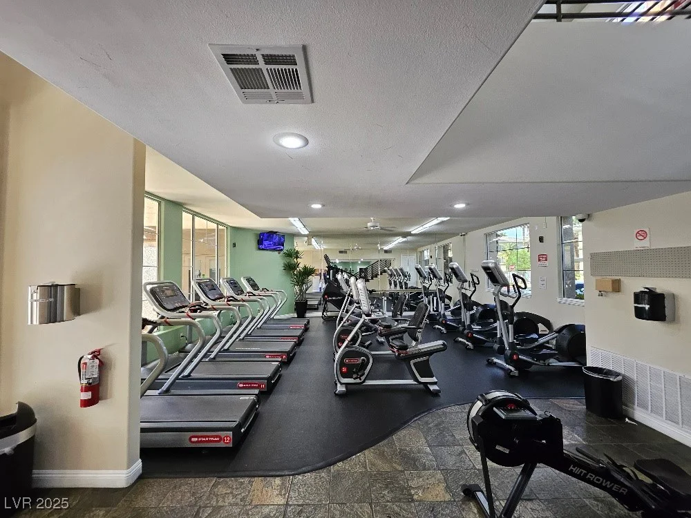 7115 Durango, Las Vegas, NV 89113
