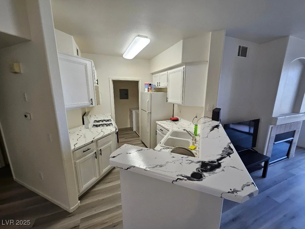 7115 Durango, Las Vegas, NV 89113