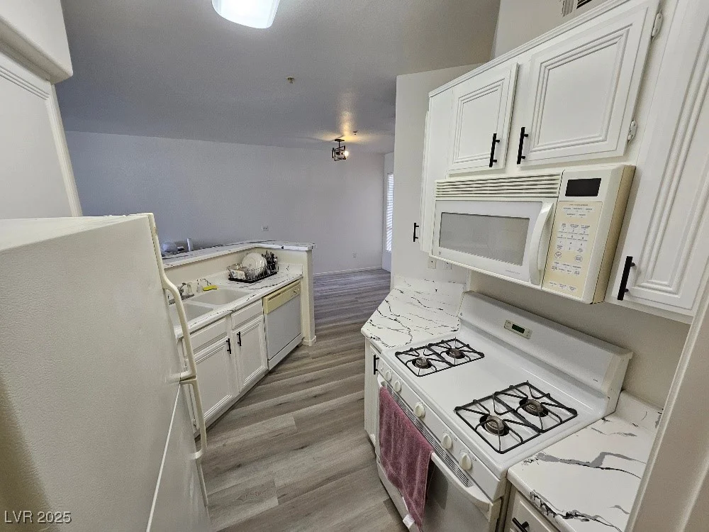 7115 Durango, Las Vegas, NV 89113