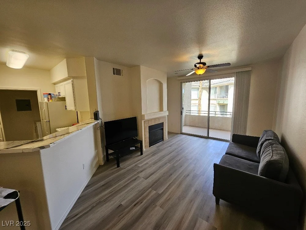 7115 Durango, Las Vegas, NV 89113