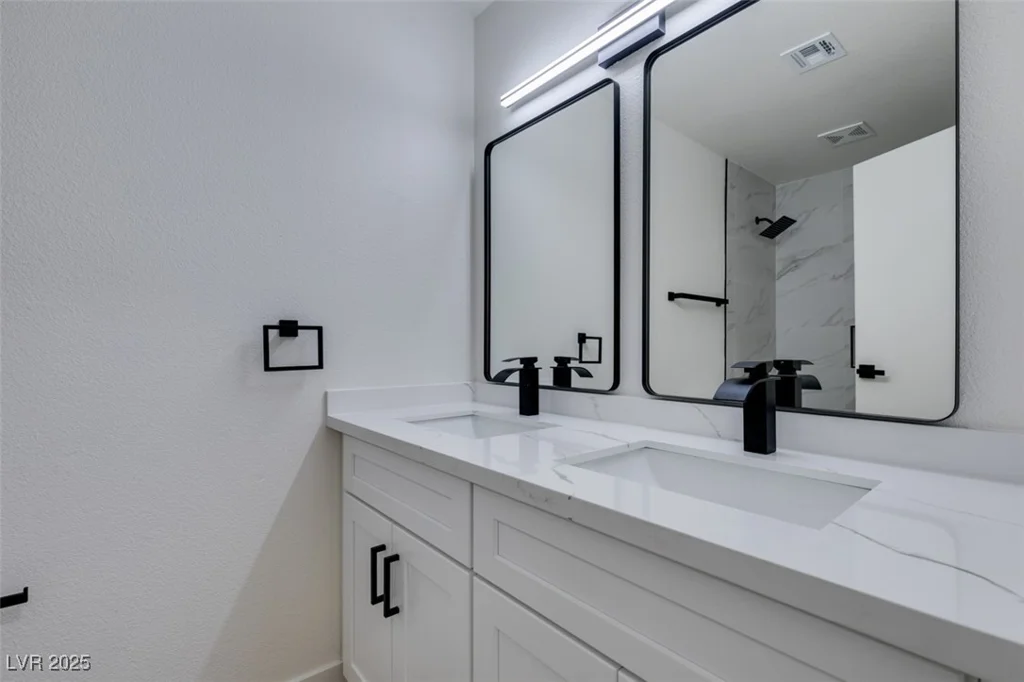 2671 Diamante, Las Vegas, NV 89121