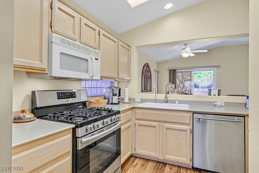 1991 High Mesa, Henderson, NV 89012