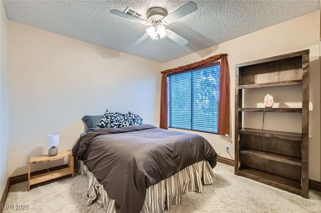 9921 Heffner Hills, Las Vegas, NV 89117
