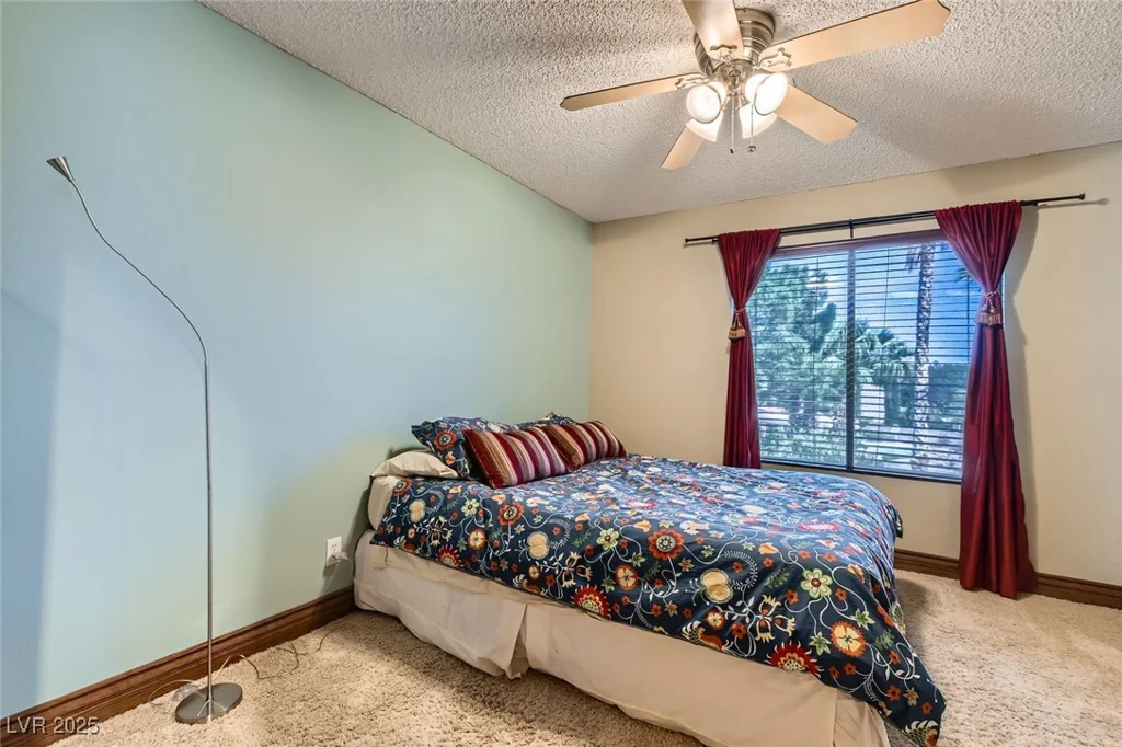9921 Heffner Hills, Las Vegas, NV 89117