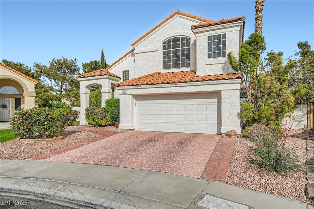9921 Heffner Hills, Las Vegas, NV 89117
