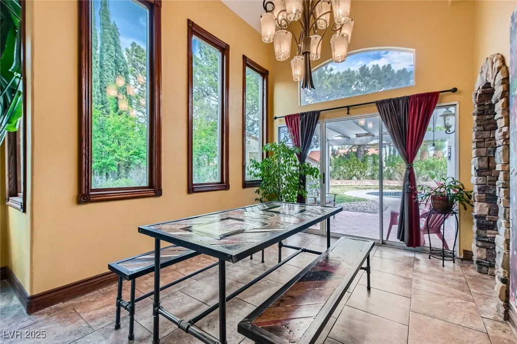9921 Heffner Hills, Las Vegas, NV 89117