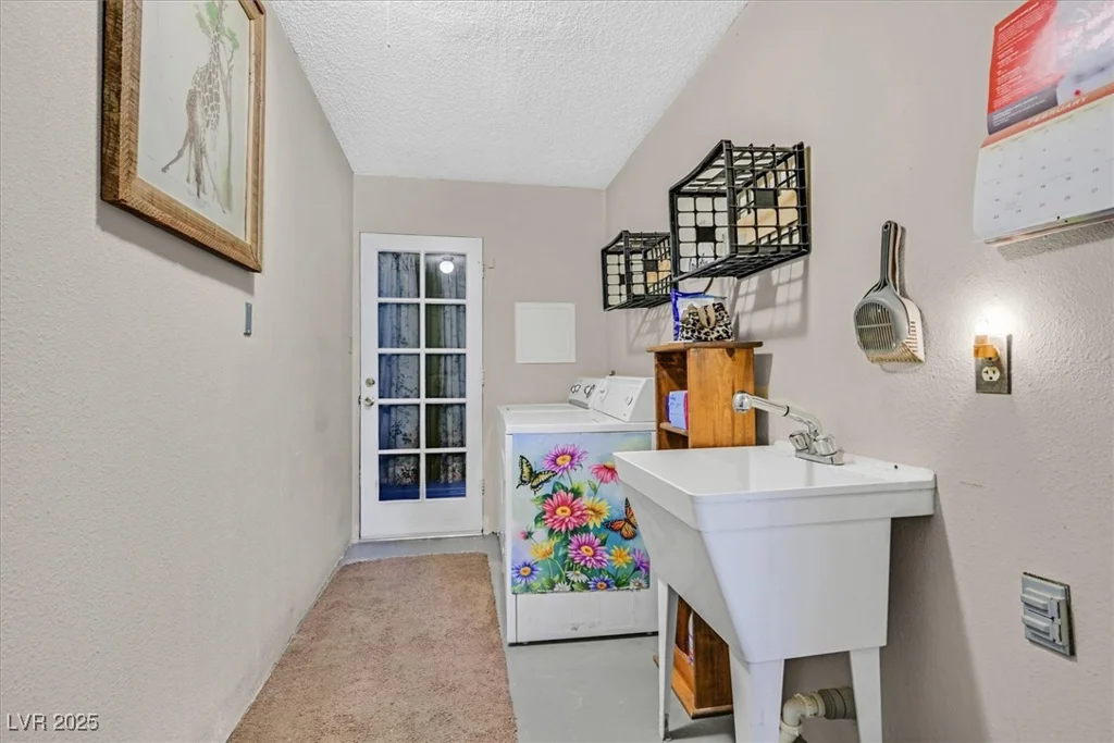 421 Engel, Henderson, NV 89011