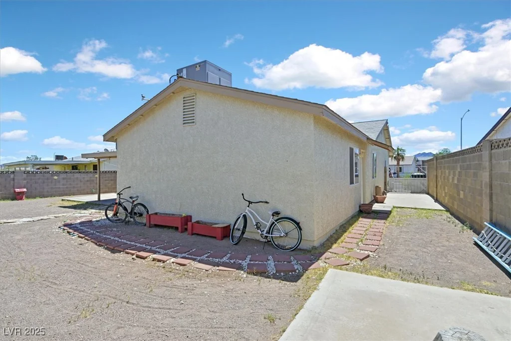 421 Engel, Henderson, NV 89011
