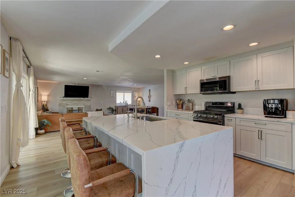 3005 Stern, Las Vegas, NV 89117