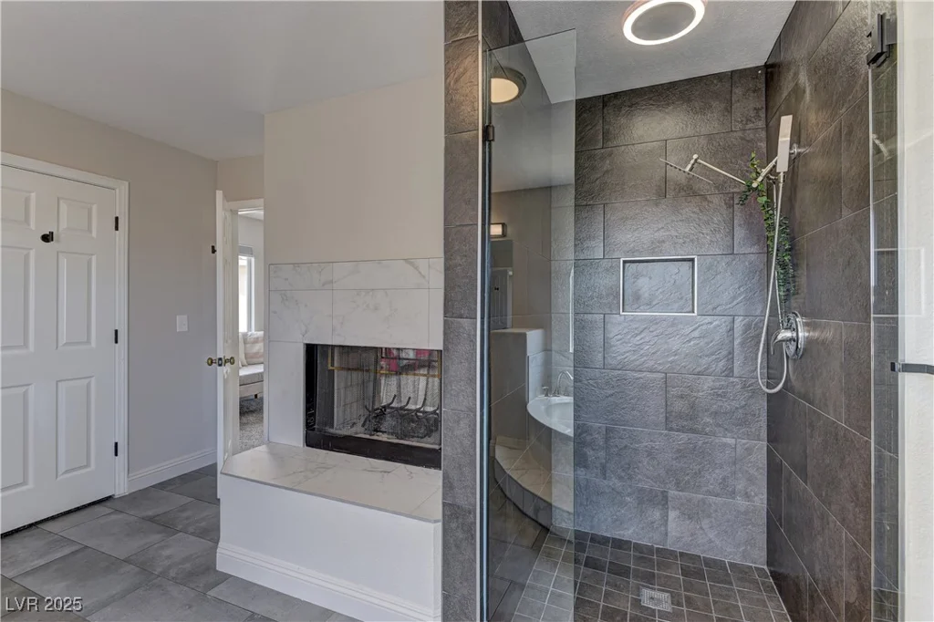 3005 Stern, Las Vegas, NV 89117