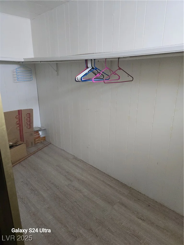 93 Sir George, Las Vegas, NV 89110