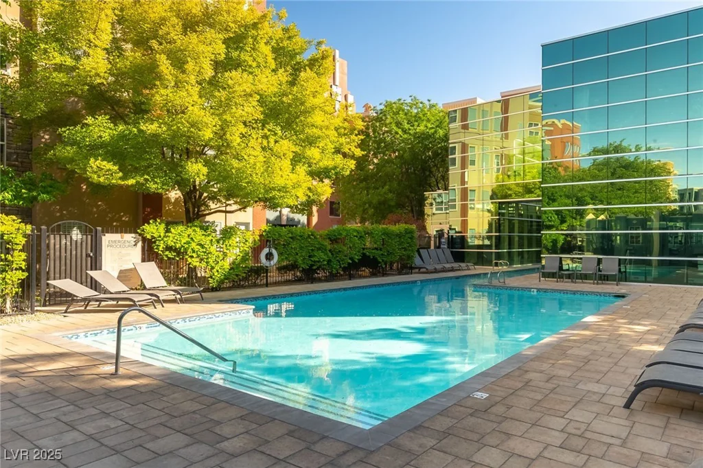 20 Serene, Las Vegas, NV 89123