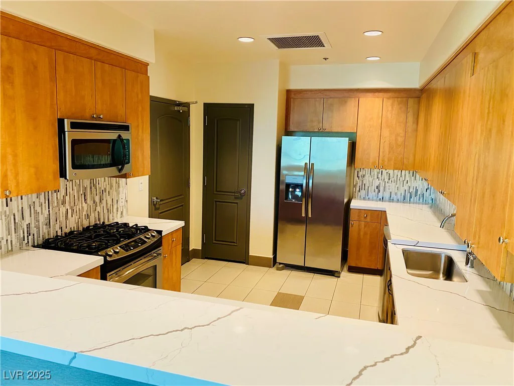 20 Serene, Las Vegas, NV 89123