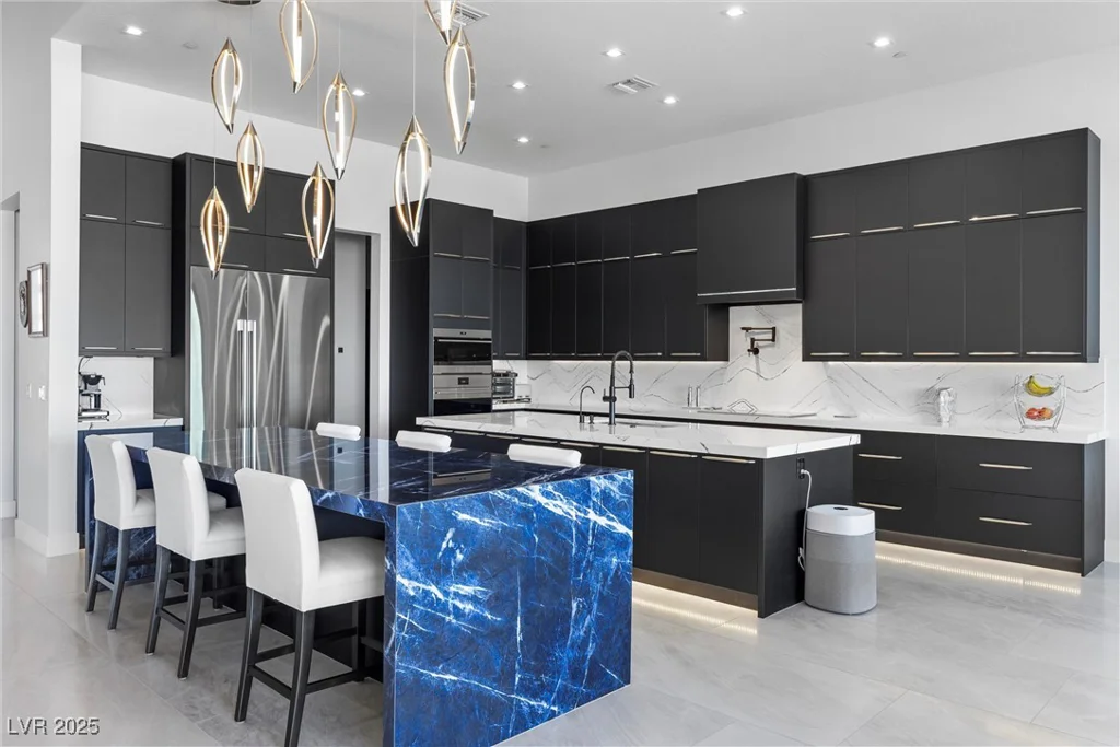600 Quail Covey Road, Henderson, NV 89002