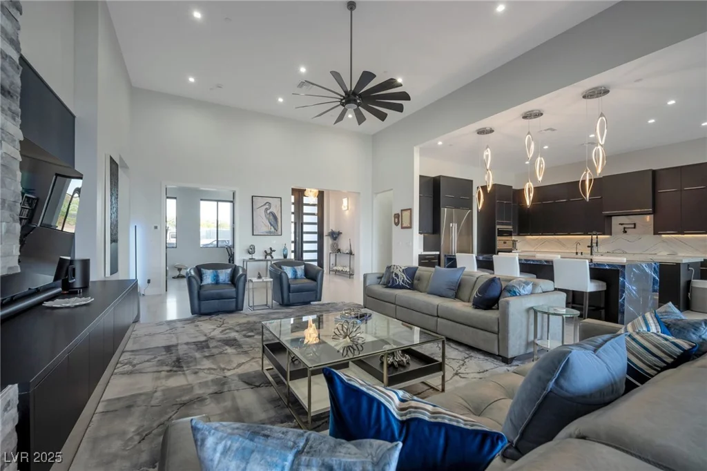 600 Quail Covey Road, Henderson, NV 89002