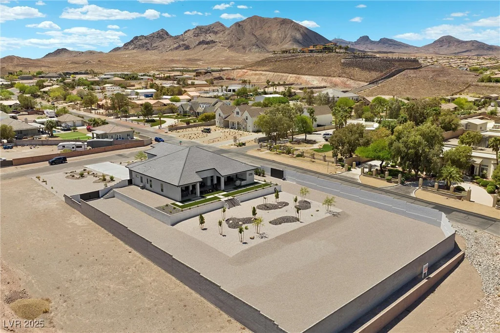 600 Quail Covey Road, Henderson, NV 89002