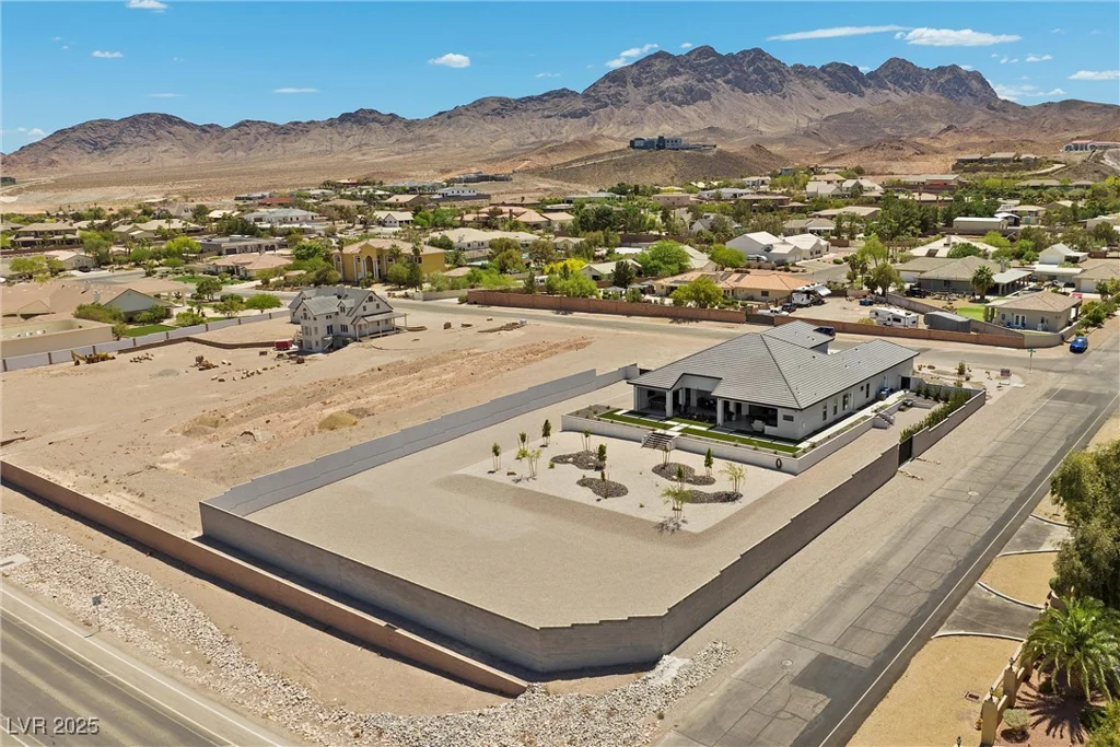 600 Quail Covey Road, Henderson, NV 89002