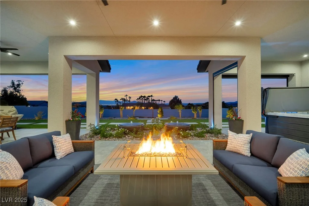 600 Quail Covey Road, Henderson, NV 89002
