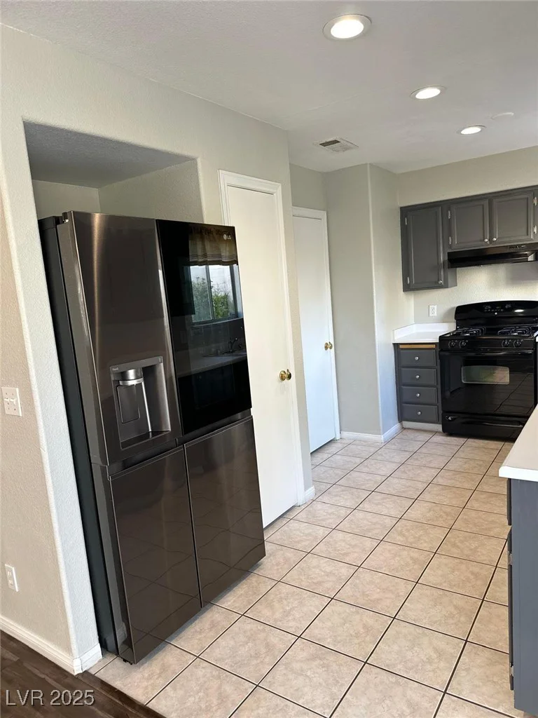 8328 Cimarron Ridge, Las Vegas, NV 89128