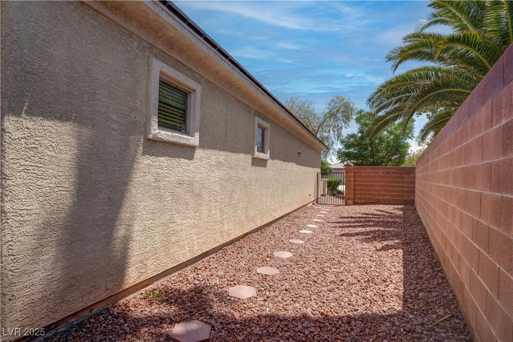 4140 Gliding Gulls, North Las Vegas, NV 89084