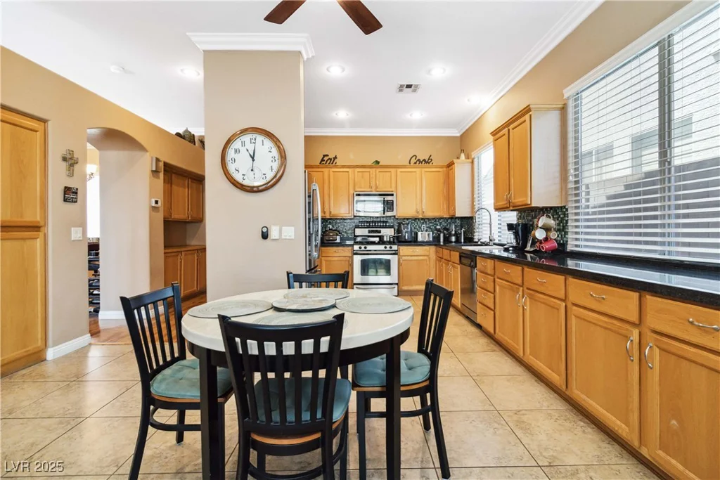 7404 Dry Corral, Las Vegas, NV 89113