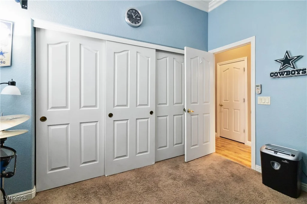 7404 Dry Corral, Las Vegas, NV 89113