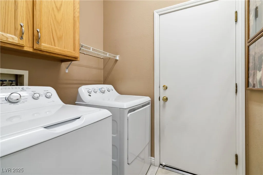 7404 Dry Corral, Las Vegas, NV 89113